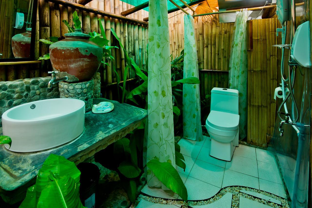 Oyo 678 Blessie'S Bed And Breakfast Puerto Princesa Exterior photo